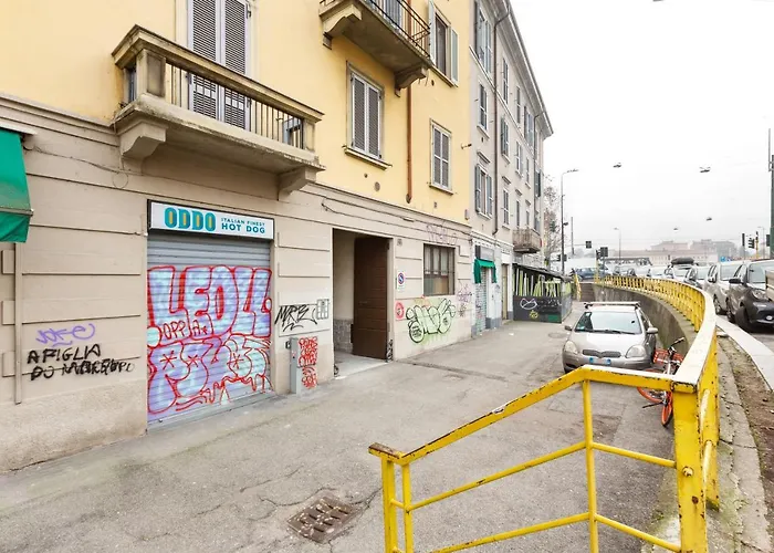 Naviglio Pavese Cosy Apartment